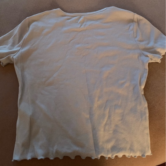 HOLLISTER baby blue tee - Picture 3 of 3